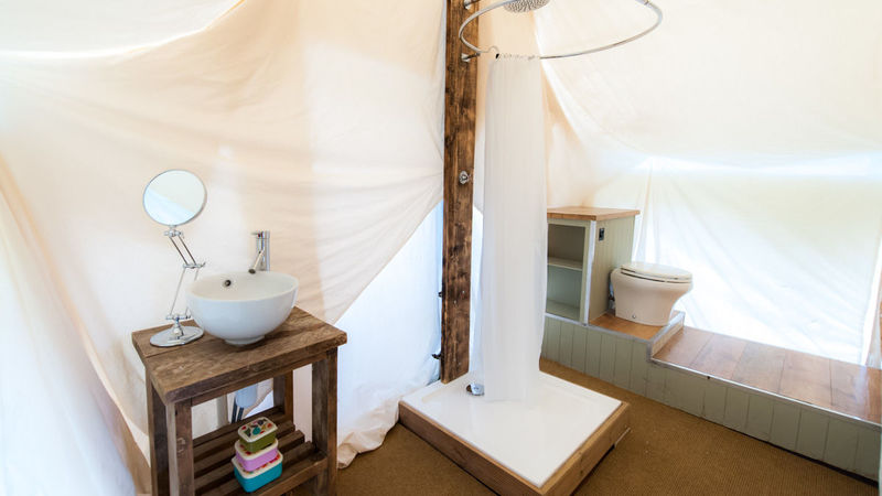 Glastonbury festival luxury camping and hospitality ticket